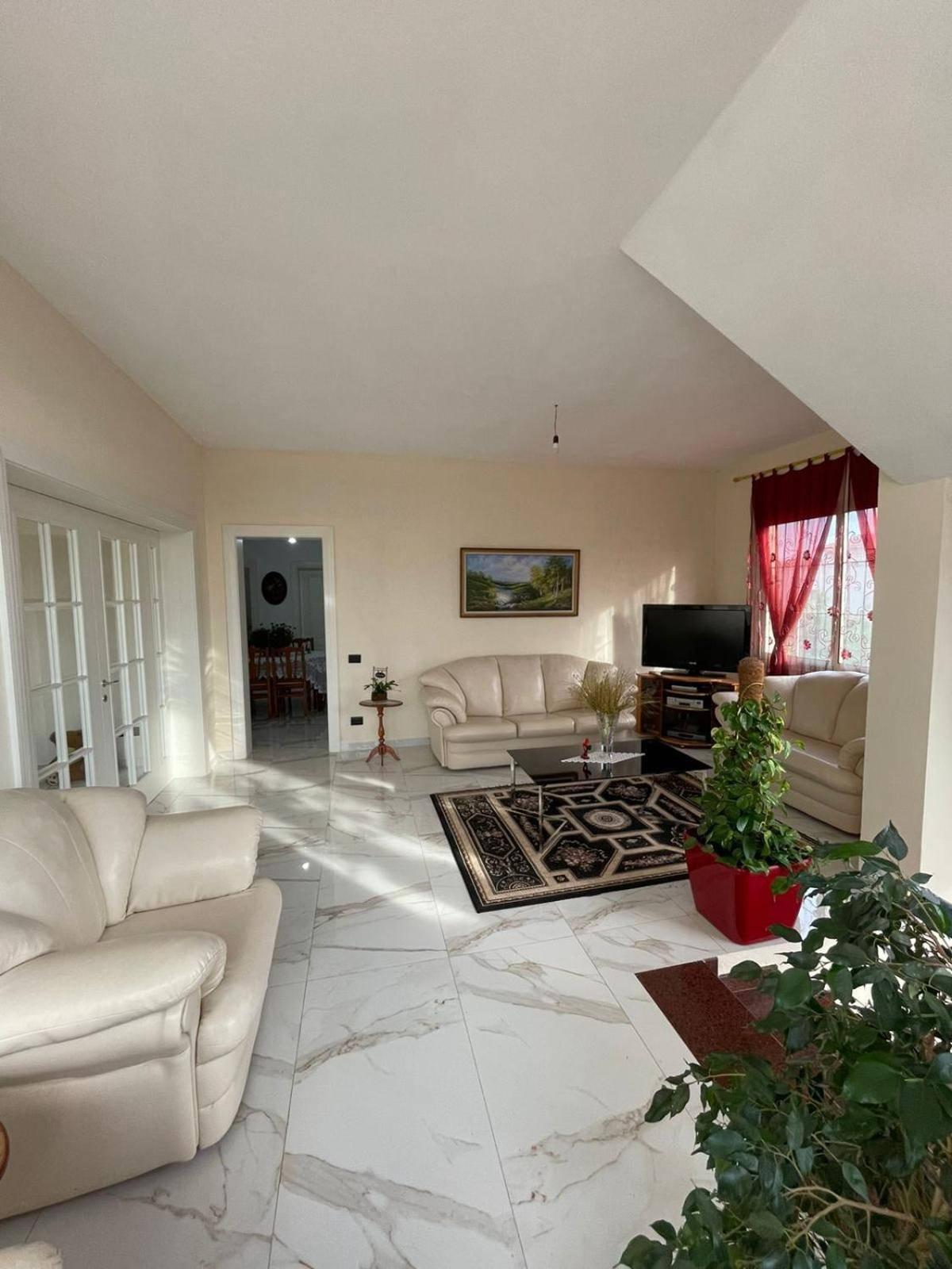 Vila Briart Apartment Durres Ngoại thất bức ảnh